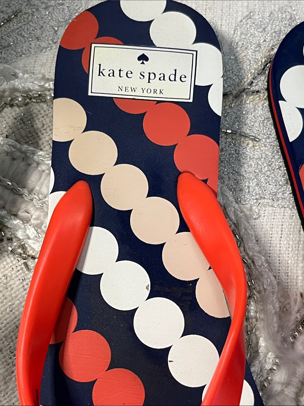 HP đKate Spade New York Printed Flip Flops Navy Coral Polka Dot Sandals Womenâs - Picture 6 of 11